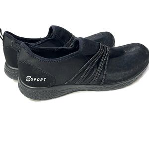⭐️3 for $30⭐️ S-Sport by Skechers Slip On Sneakers